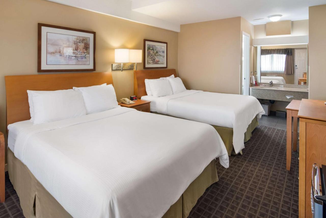 Surestay Hotel By Best Western North Vancouver Capilano Экстерьер фото